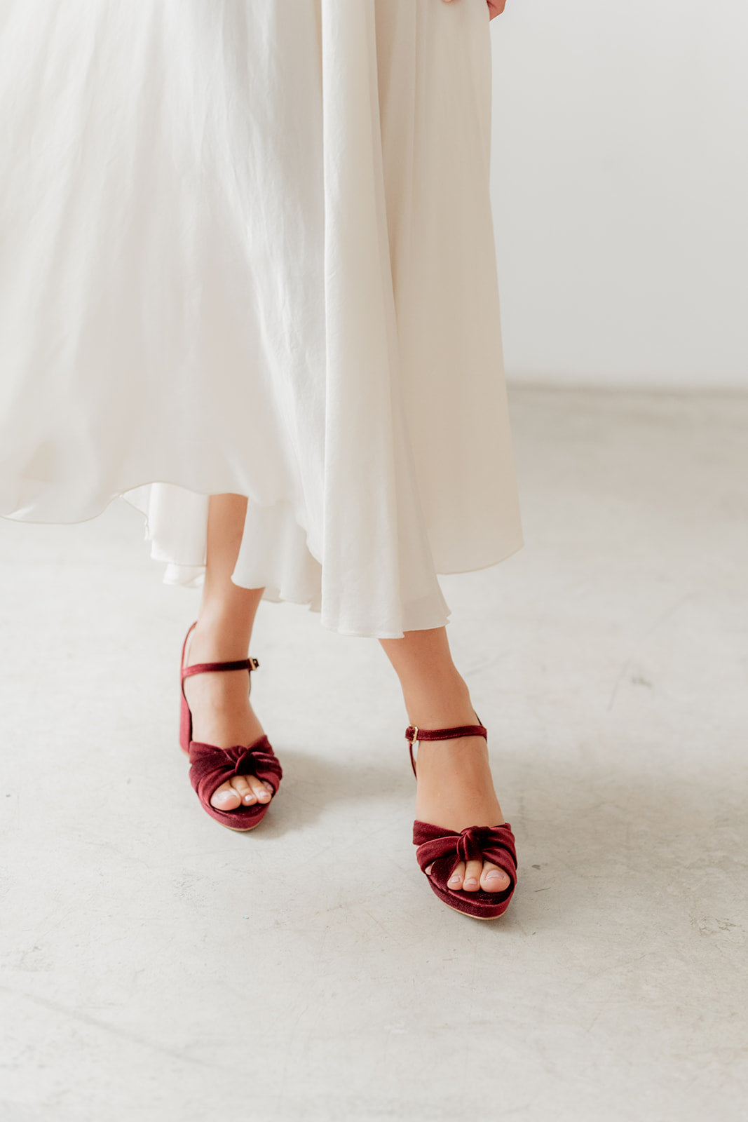 Isabel Velvet Granate-Sandalia-Isabel-Loovshoes