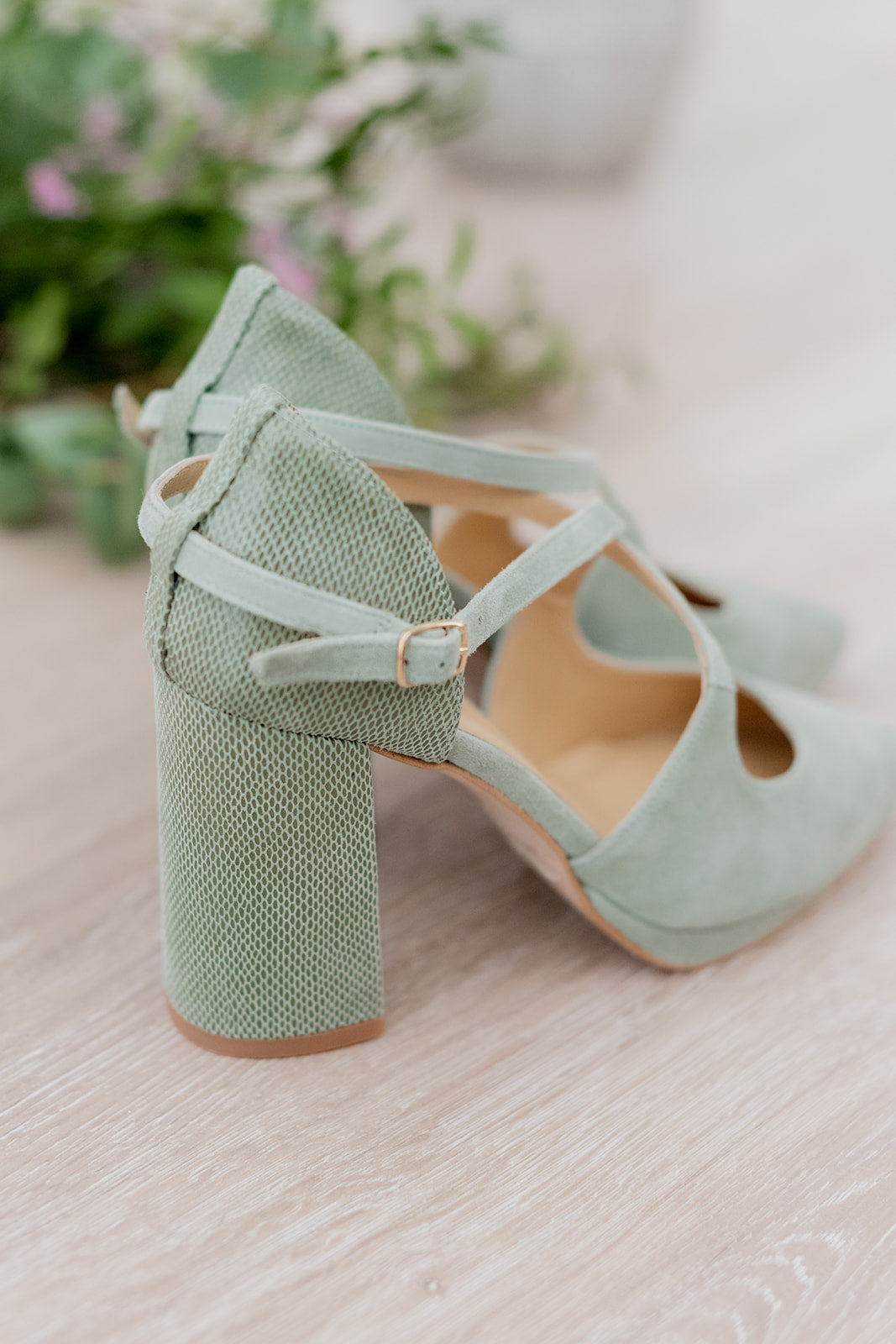 Olivia Eucalipto-tipo salón-ante, eucalipto, novia, olivia, salón, tacón de 8.5-Loovshoes