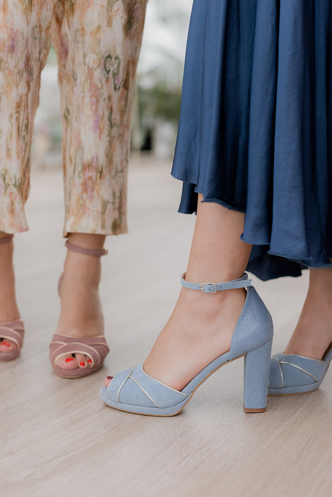 Martina Azul-tipo sandalia-ante, liso, martina, sandalia, tacon de 8, zapatos de color azul-Loovshoes