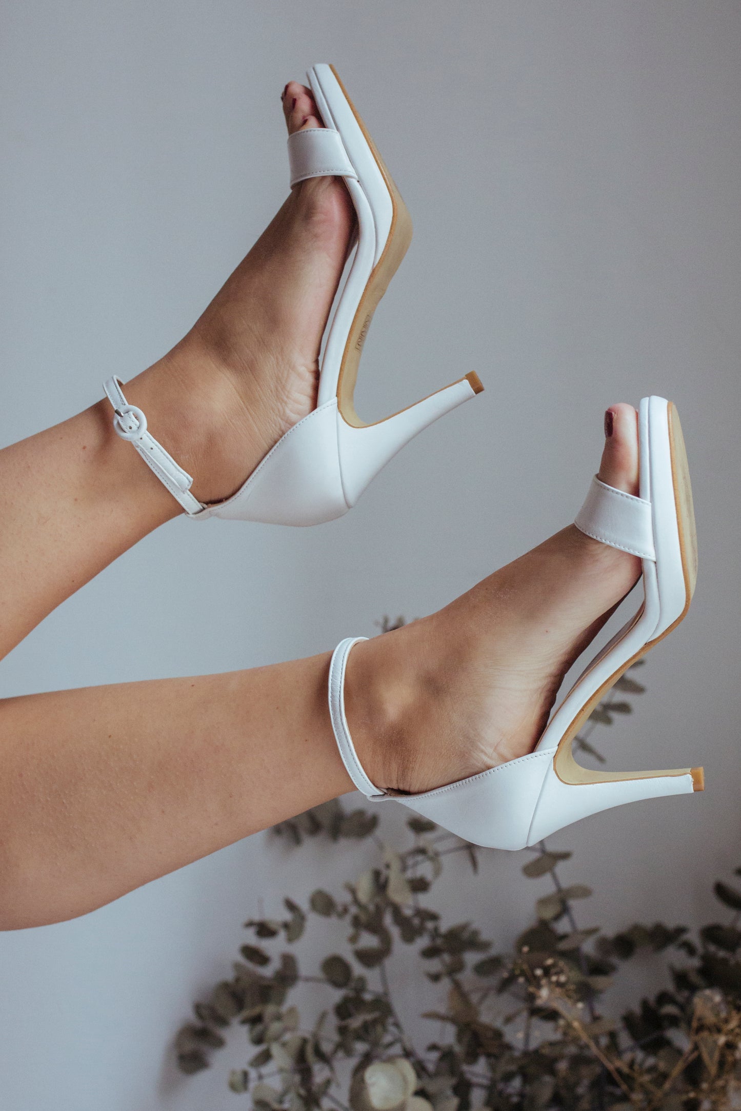 Alma Blanco de 8 cm-tipo salón-alma, blanco, liso, sandalia, tacon de 8, zapatos de color blanco-Loovshoes