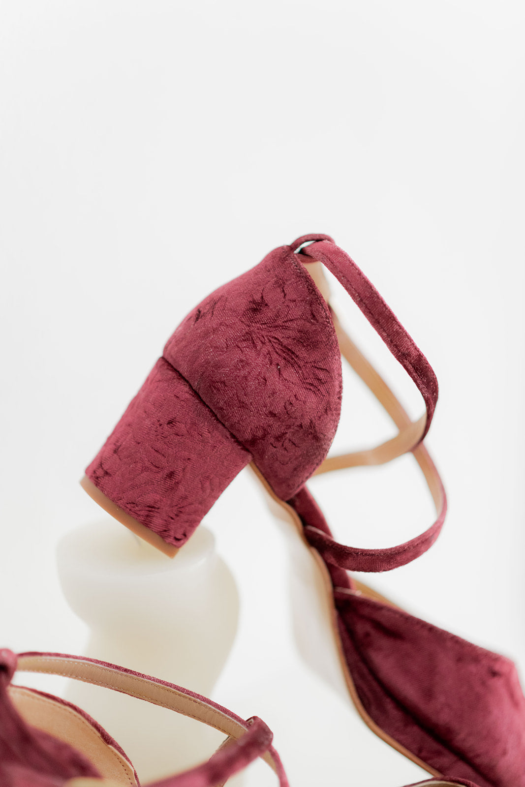 Helene Velvet Granate-Salón-helene-Loovshoes