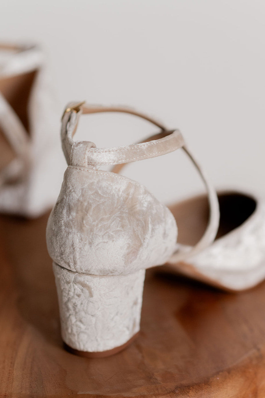 Helene Velvet Topo-Salón-helene-Loovshoes