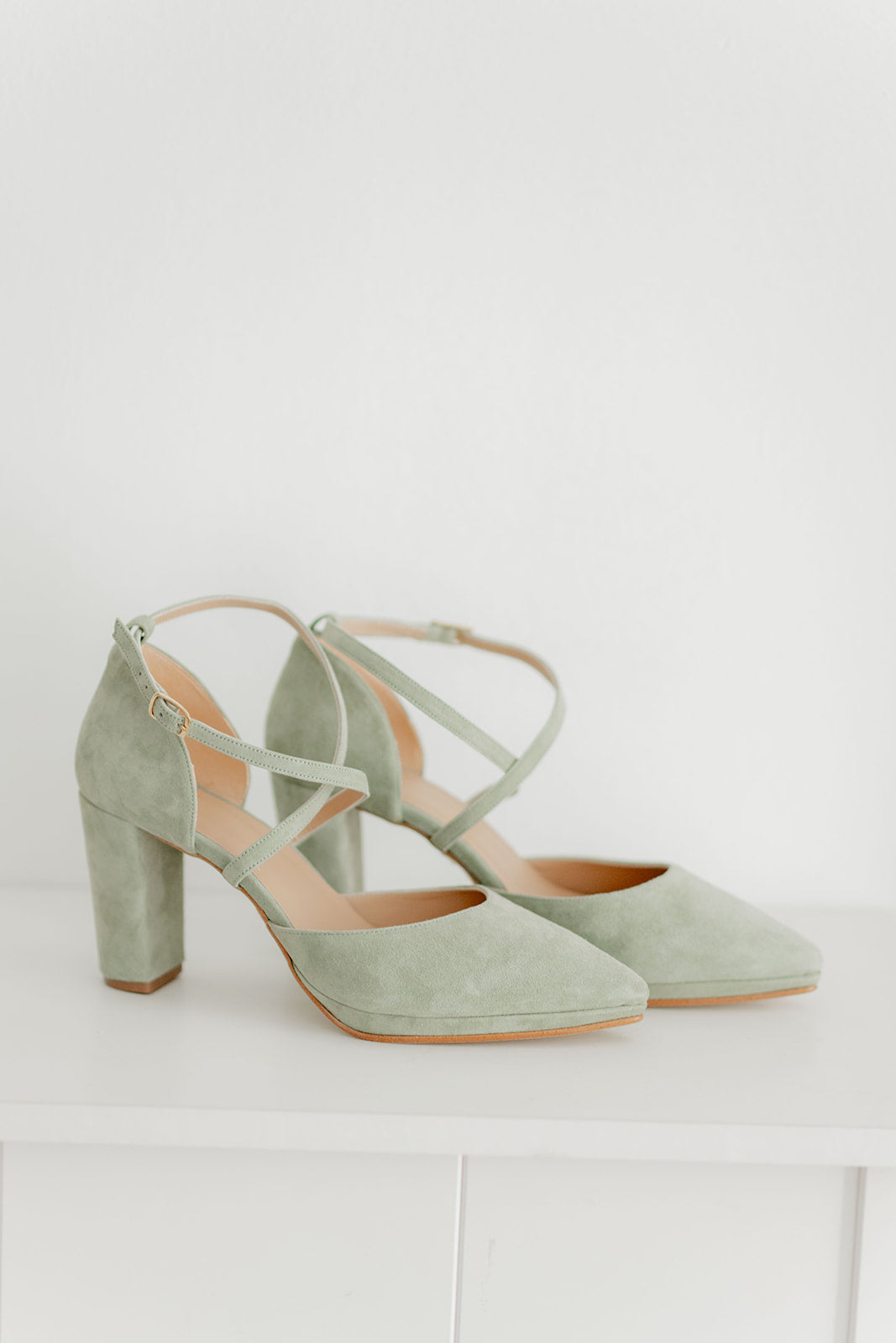Helene Eucalipto-Salón-helene-Loovshoes