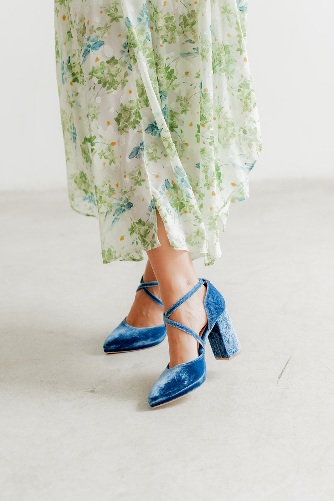 Adela Velvet Azul-Salón-Adela-Loovshoes