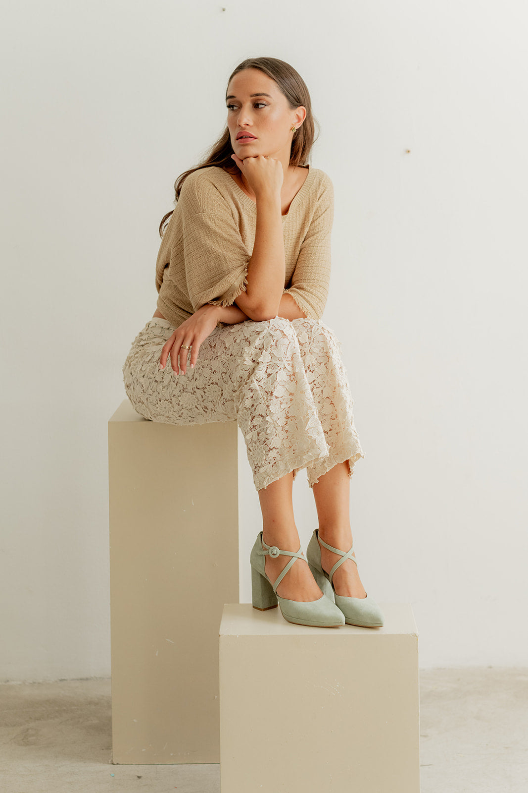 Adela Eucalipto-Salón-Adela-Loovshoes