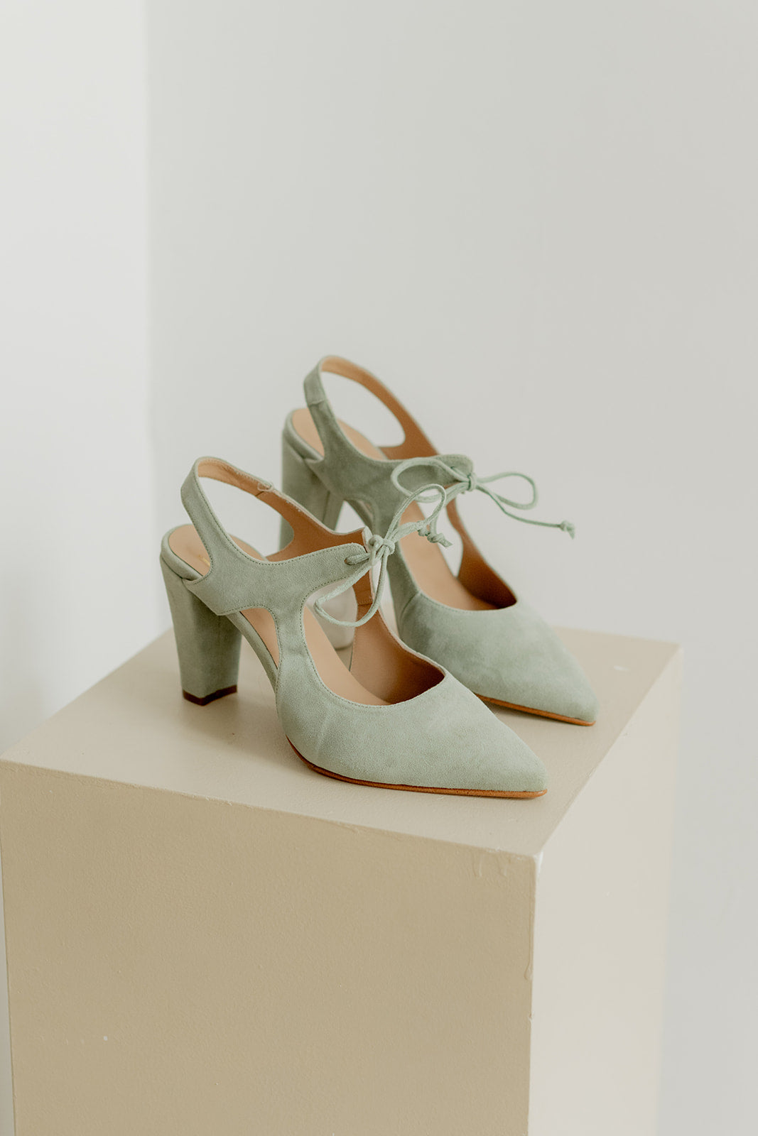 Zoe Eucalipto-Salón-zoe-Loovshoes
