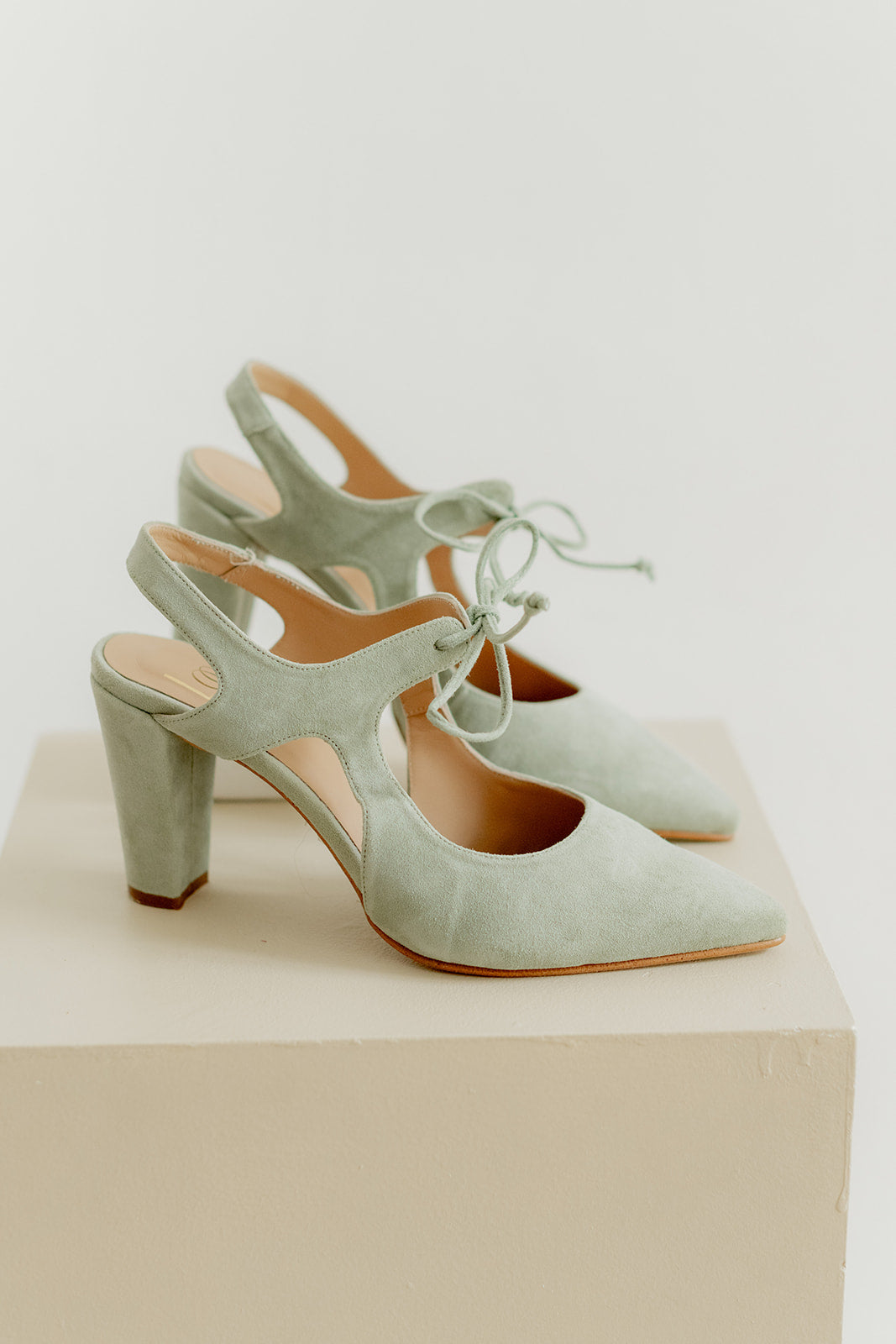 Zoe Eucalipto-Salón-zoe-Loovshoes