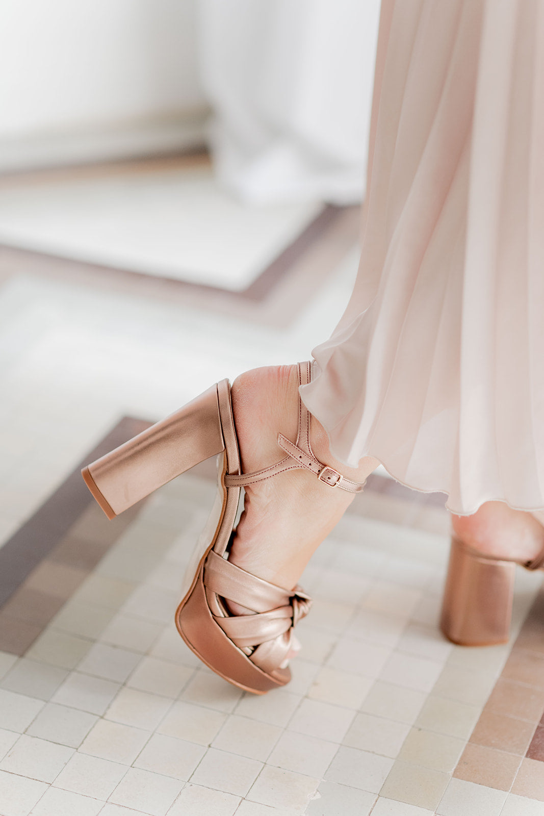 Isabel Bronce-Sandalia-Isabel-Loovshoes