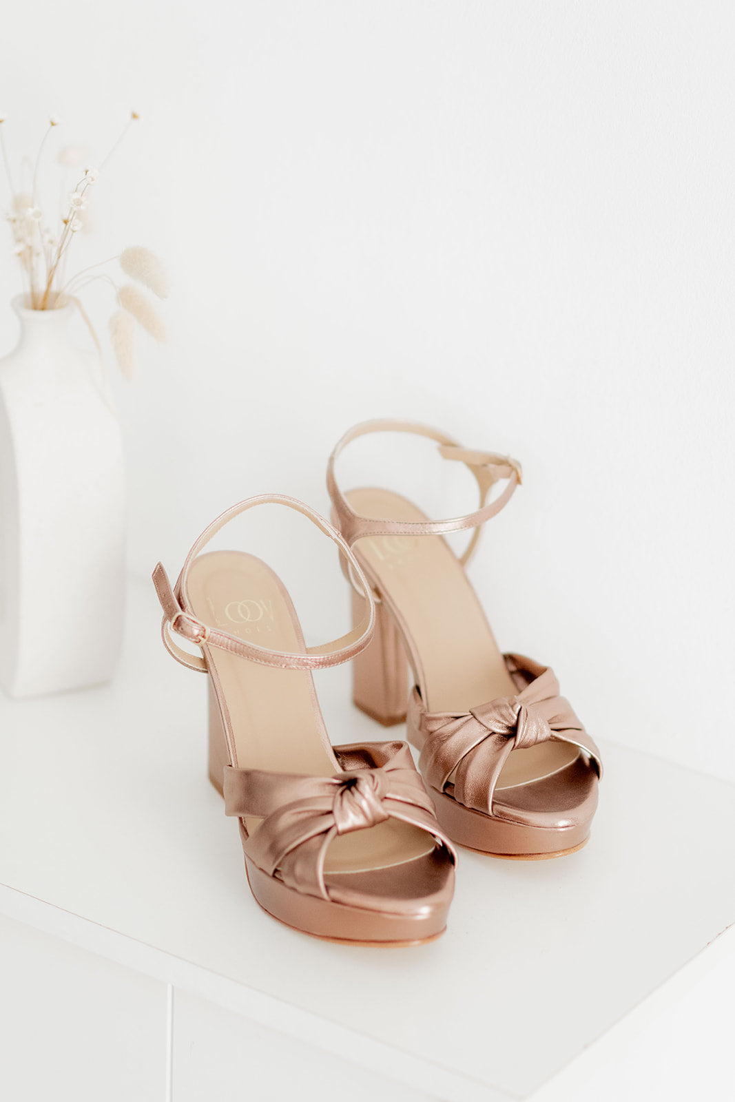 Isabel Bronce-Sandalia-Isabel-Loovshoes