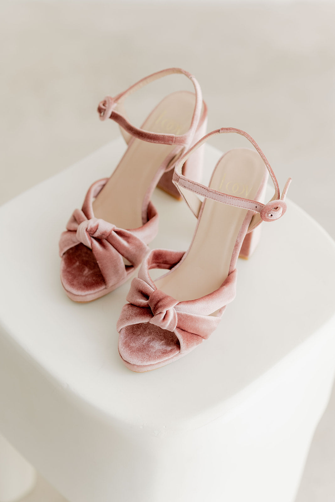 Isabel Velvet Rosa-Sandalia-Isabel-Loovshoes