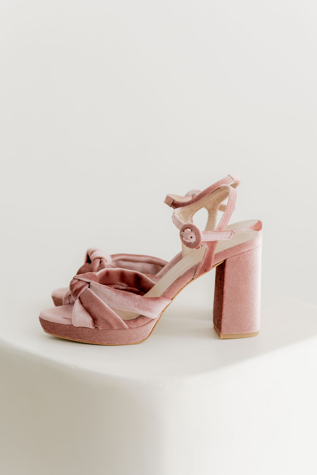 Isabel Velvet Rosa-Sandalia-Isabel-Loovshoes
