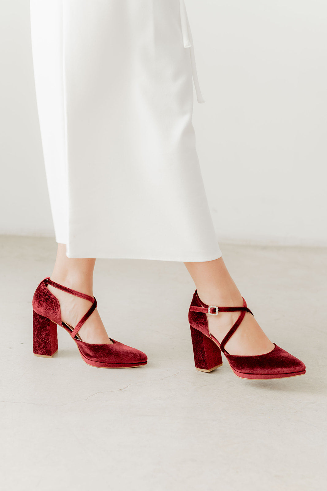 Adela Velvet Granate-Salón-Adela-Loovshoes