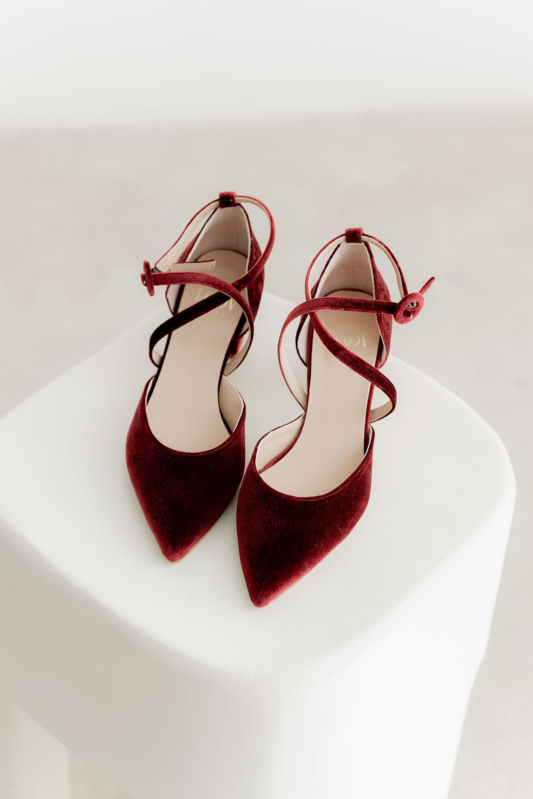 Adela Velvet Granate-Salón-Adela-Loovshoes