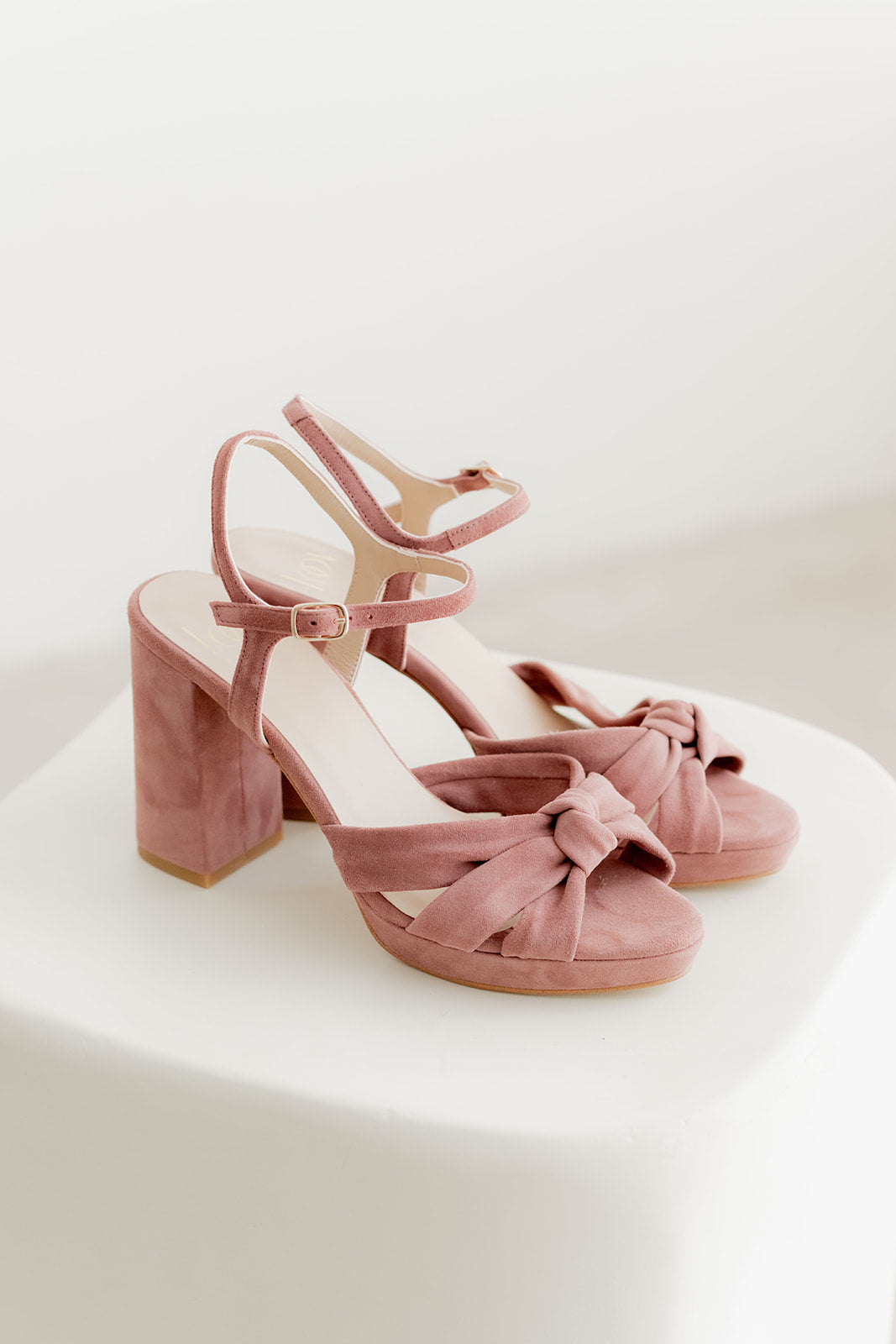 Isabel Rosado-Sandalia-Isabel-Loovshoes