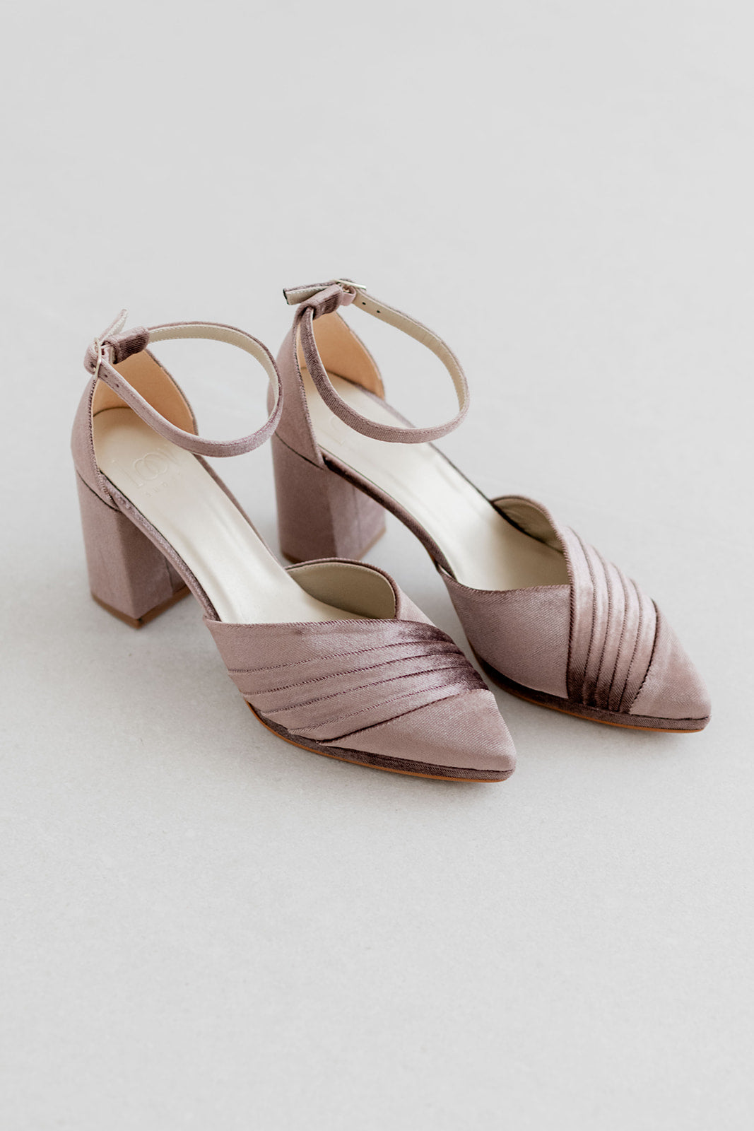 Rebeca Velvet Bison-Salón-Loovshoes