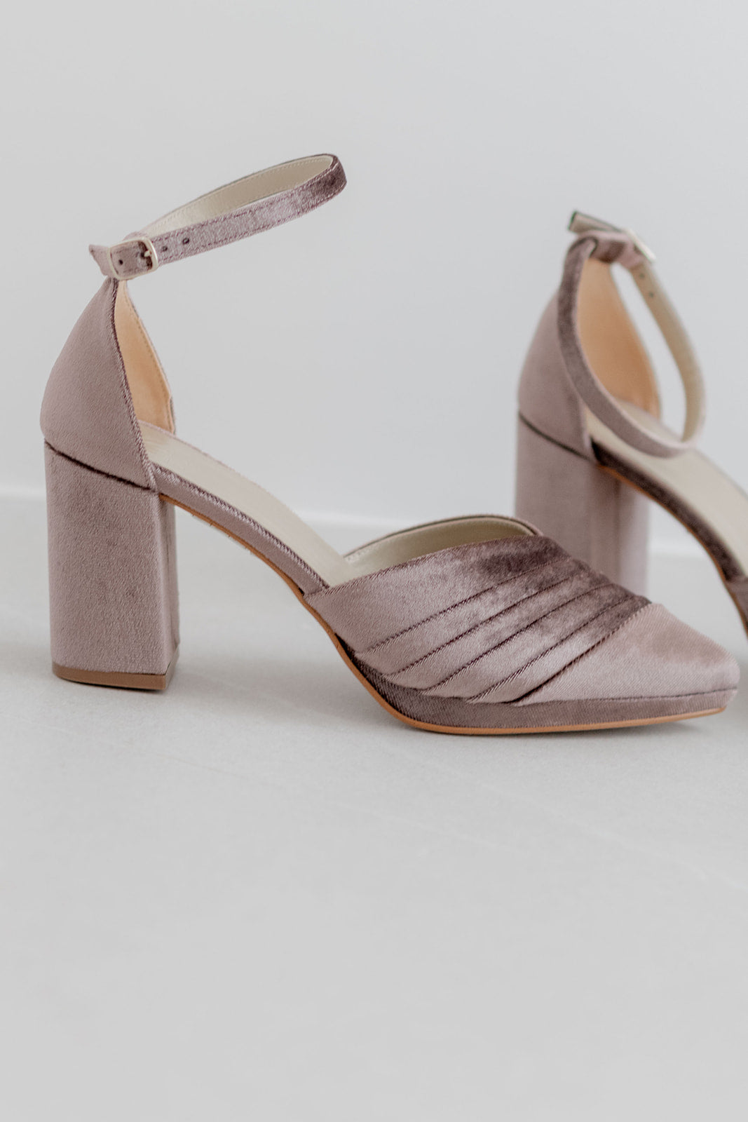 Rebeca Velvet Bison-Salón-Loovshoes