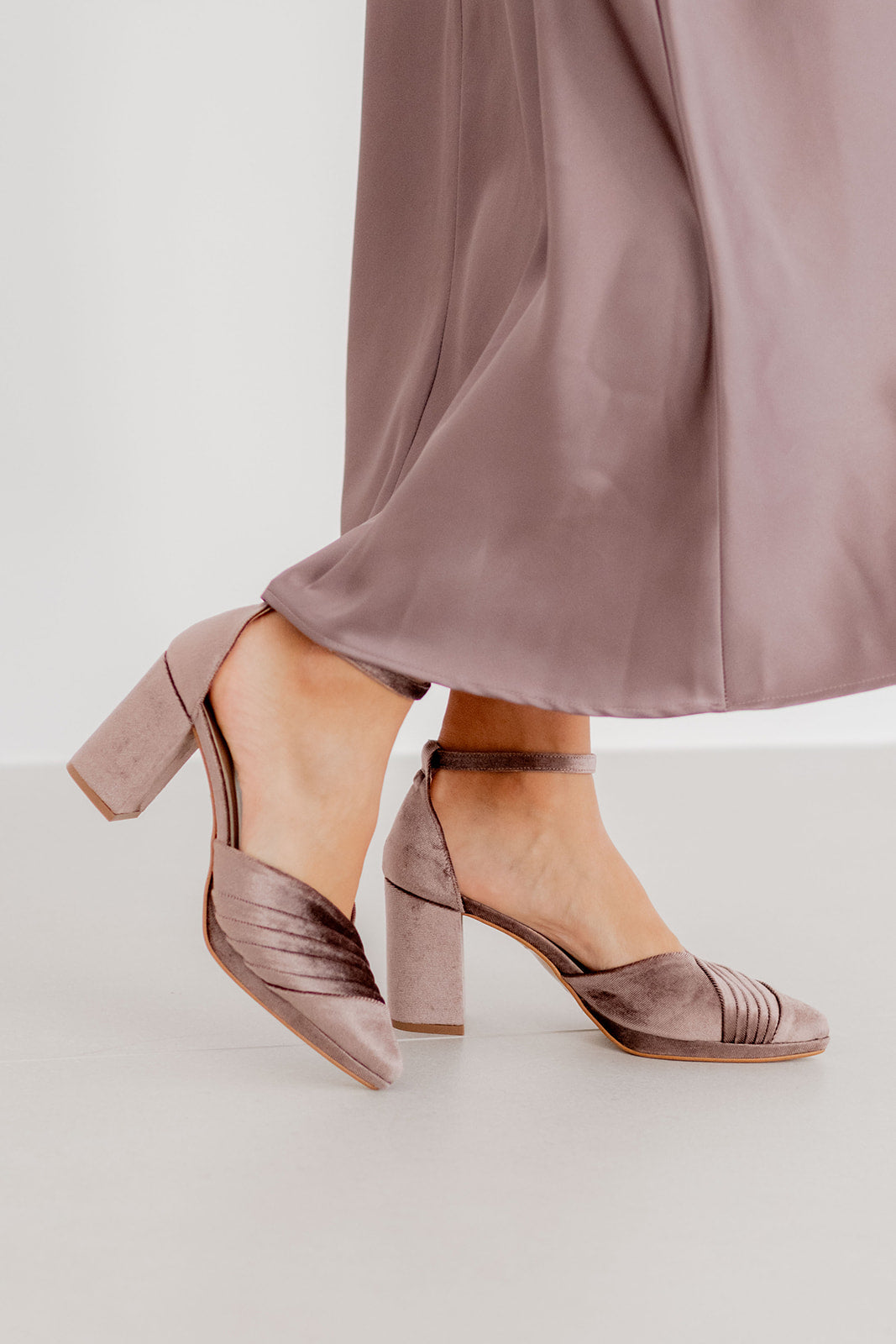 Rebeca Velvet Bison-Salón-Loovshoes