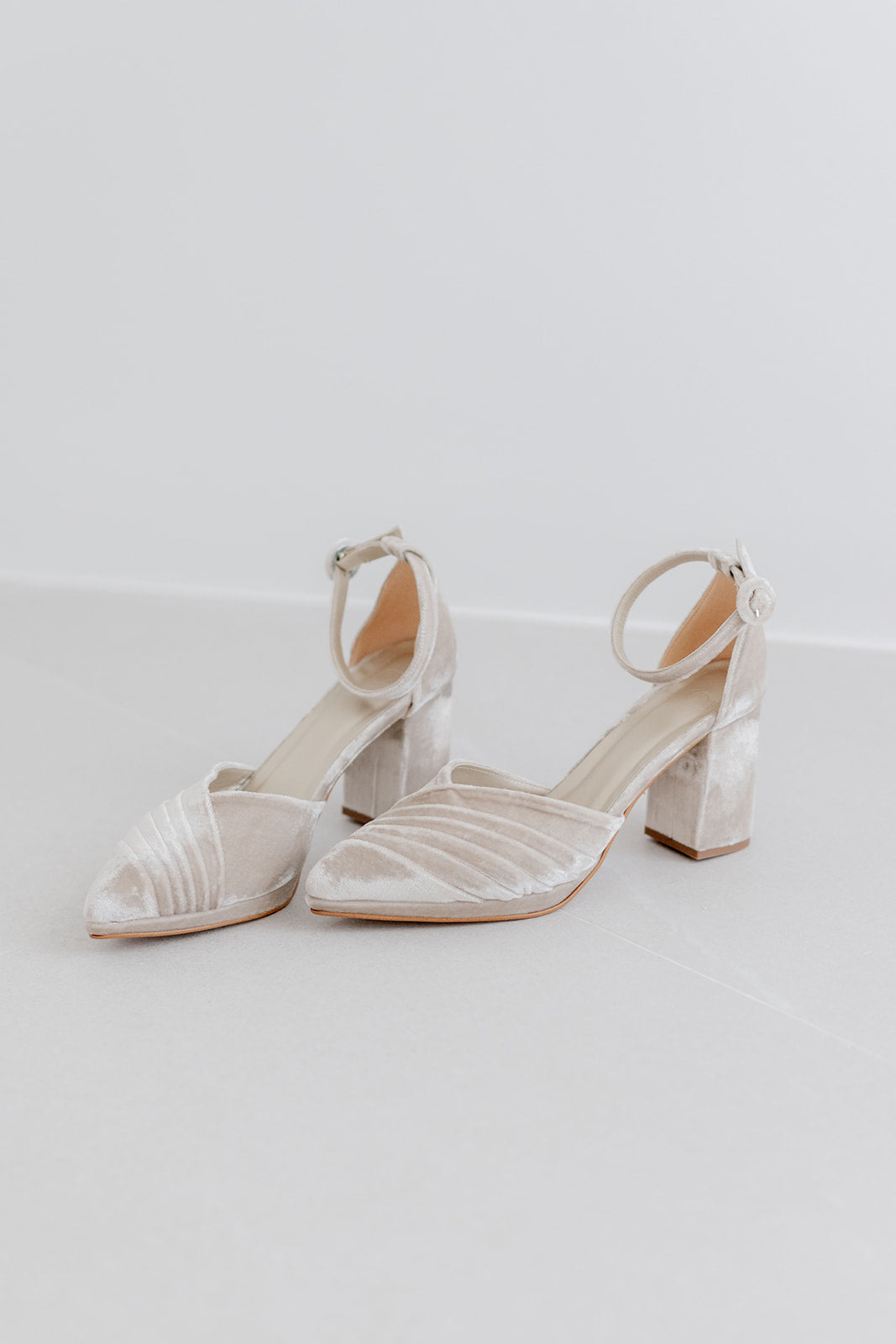 Rebeca Velvet Topo-Salón-Loovshoes