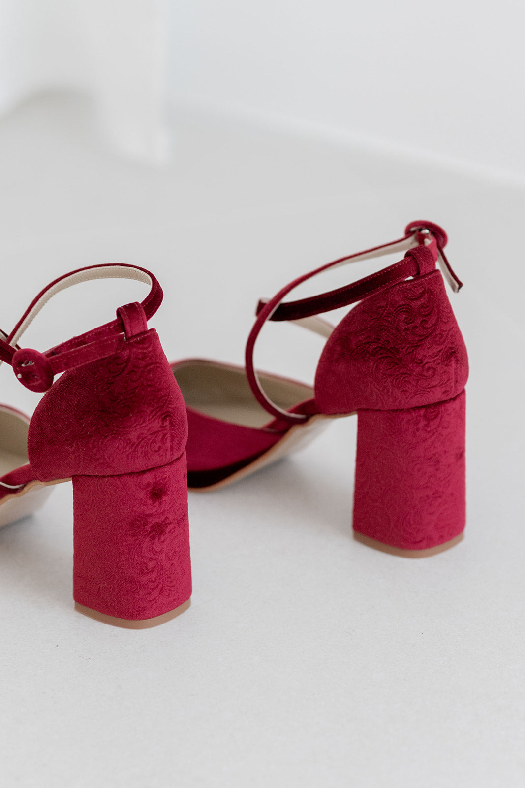 Helene Velvet Cherry-Salón-Loovshoes