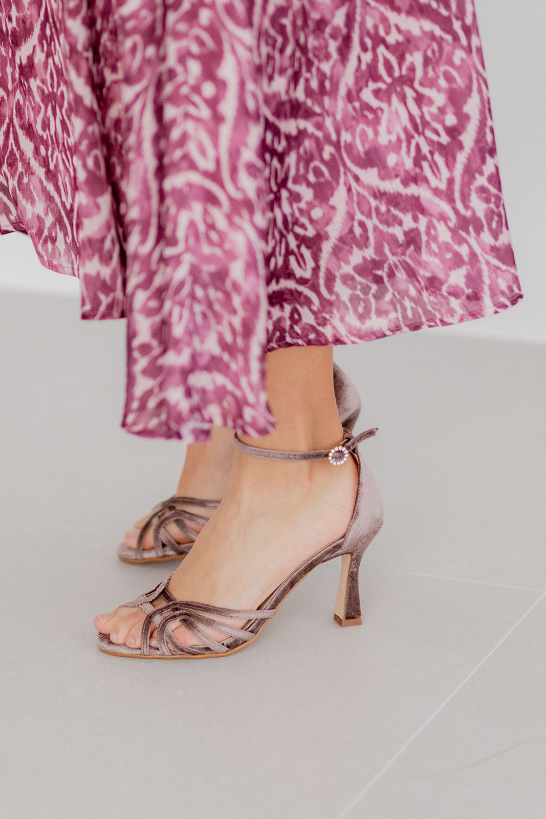 María Bison-Sandalia-María-Loovshoes