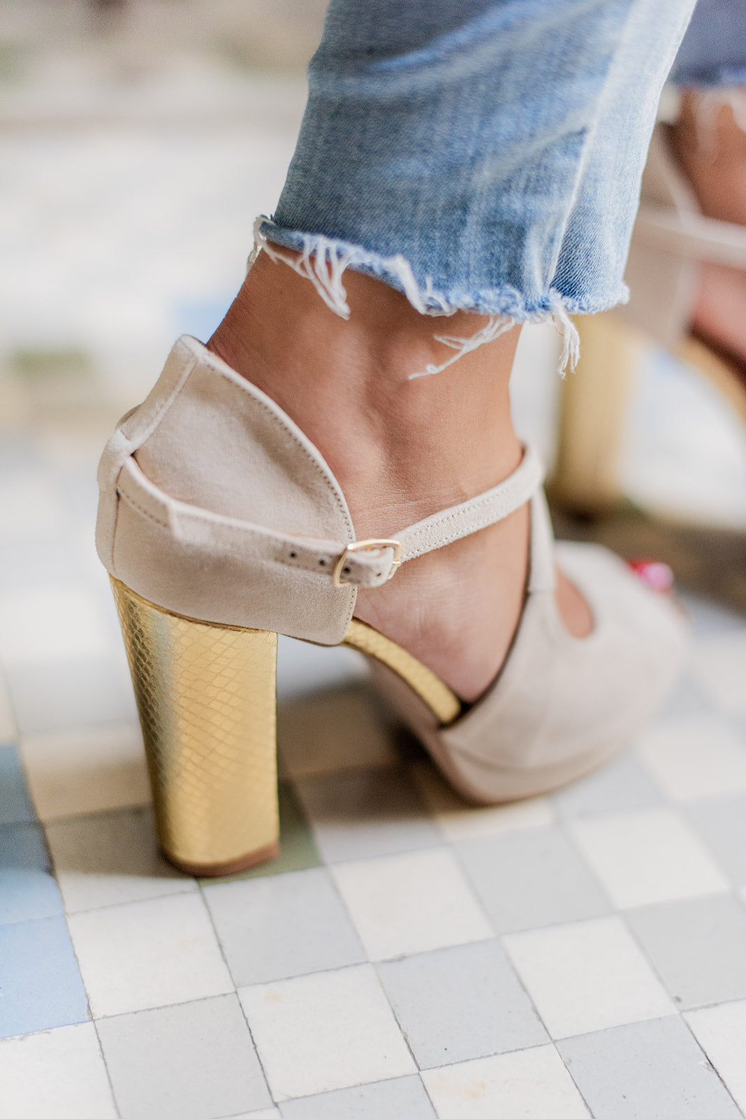 Palma Beige Oro-sandalias-ante, liso, novia, palma, sandalia, tacon de 10, zapatos de color beige, zapatos de piel metalizada-Loovshoes