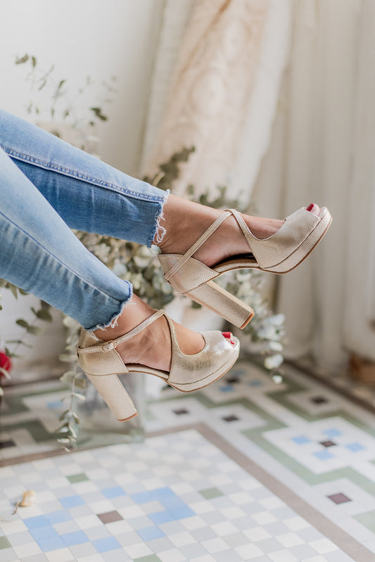 Palma Champán-sandalias-liso, novia, palma, sandalia, tacon de 10, zapatos color champán, zapatos de piel metalizada-Loovshoes