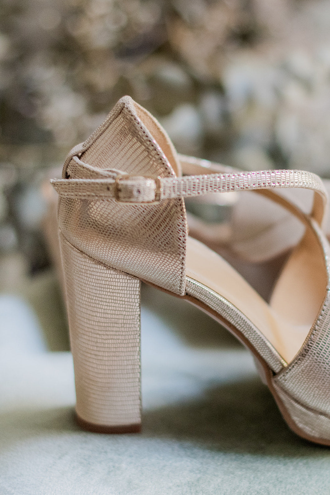Palma Champán-sandalias-liso, novia, palma, sandalia, tacon de 10, zapatos color champán, zapatos de piel metalizada-Loovshoes