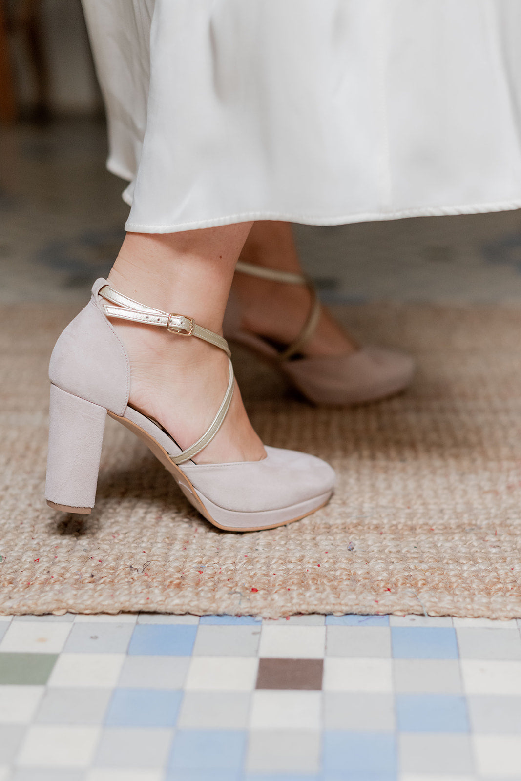 Amanda Rosa Nude-tipo salón-amanda, ante, rosa, salon, tacon de 8, zapatos de color rosa nude-Loovshoes