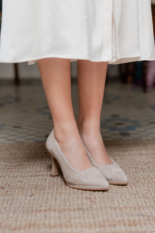 Mimosa Sahara-tipo salón-ante, mimosa, novia, salón, tacón de 8, zapatos de color beige-Loovshoes