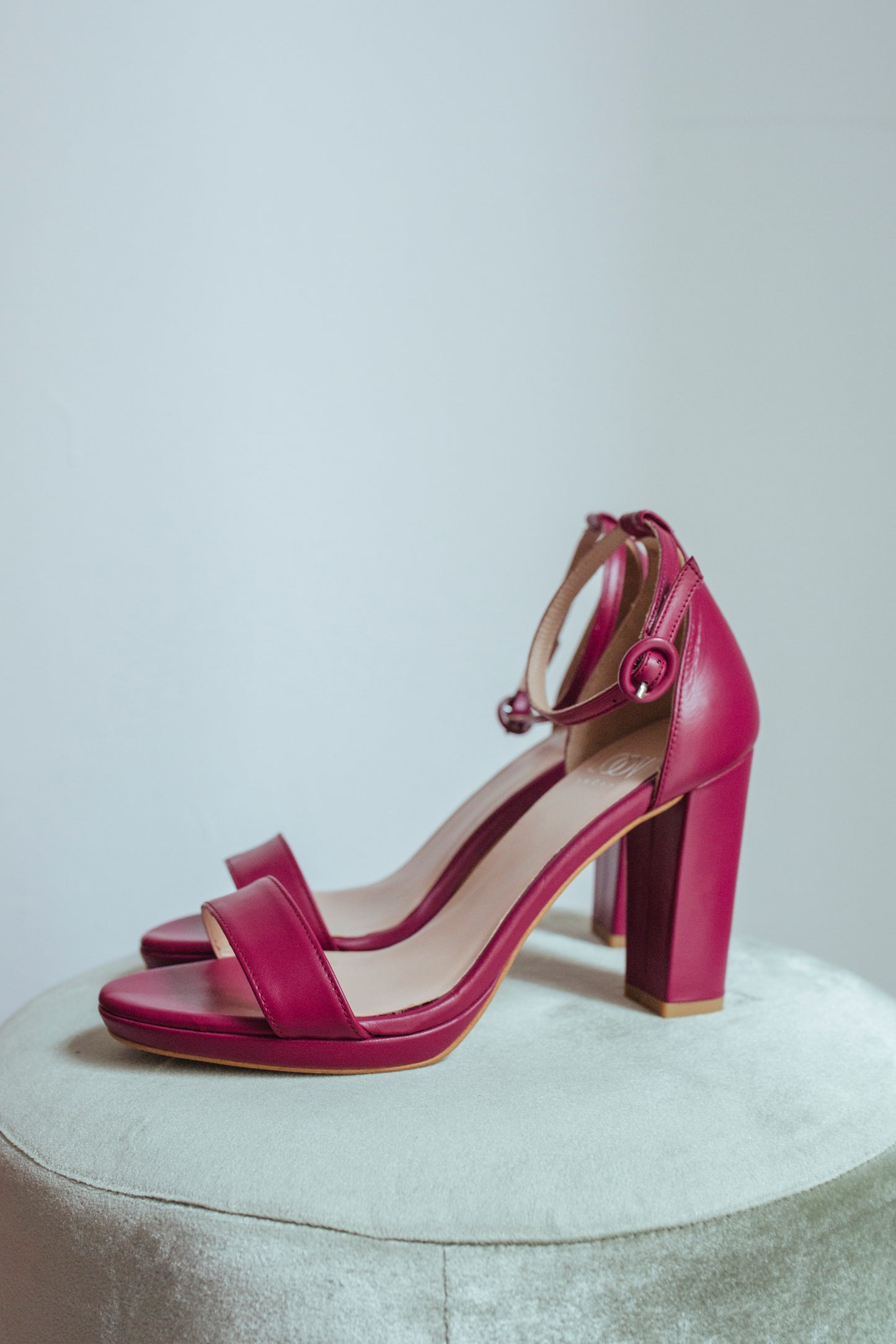 Alma Piel Vino de 8 cm-tipo salón-alma, liso, sandalia, tacon de 8, zapatos color vino-Loovshoes