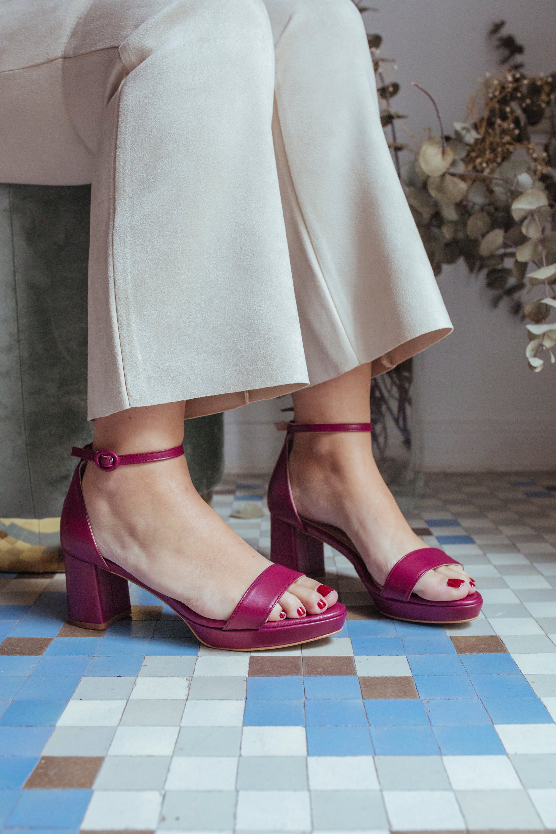 Alma Piel Vino de 5 cm-tipo salón-alma, liso, sandalia, tacon de 5, zapatos color vino-Loovshoes