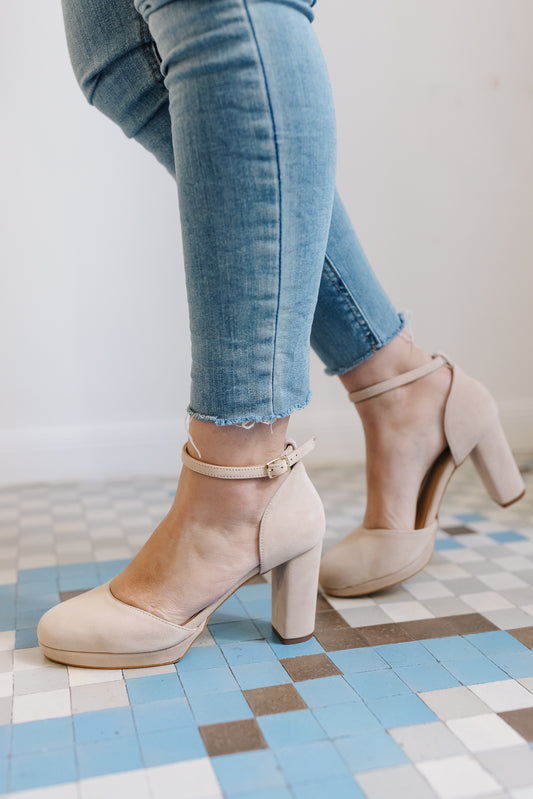 Pía Beige-tipo salón-ante, liso, pia, salón, tacon de 8, zapatos de color beige-Loovshoes
